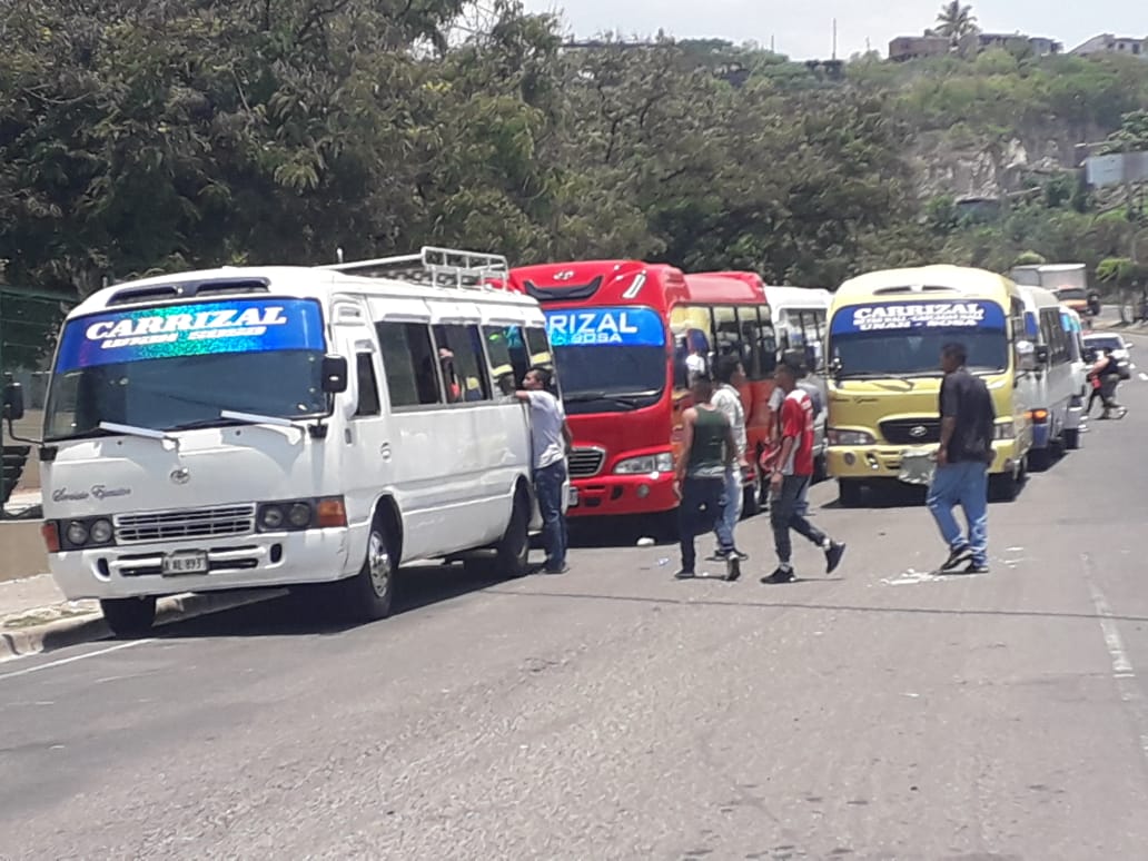 Paro de buses rapiditos en Tegucigalpa por asesinato de un motorista
