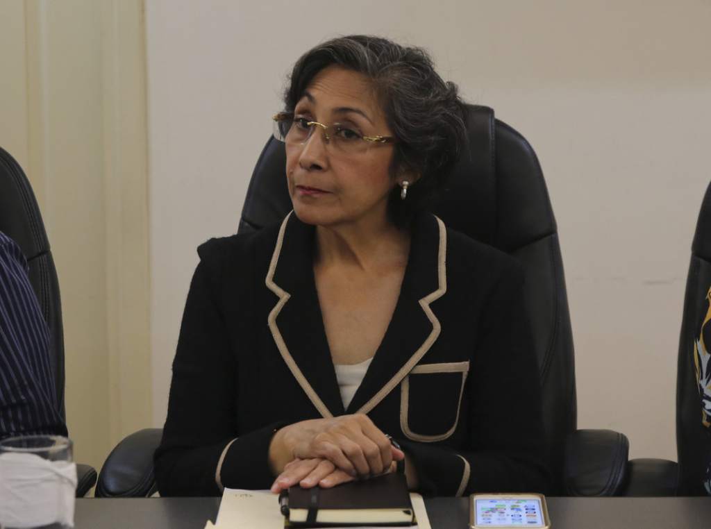 Maribel Espinoza pide a oposición del Congreso, impedir que “señores de red criminal” se burlen por decreto aprobado para derogar Código Penal