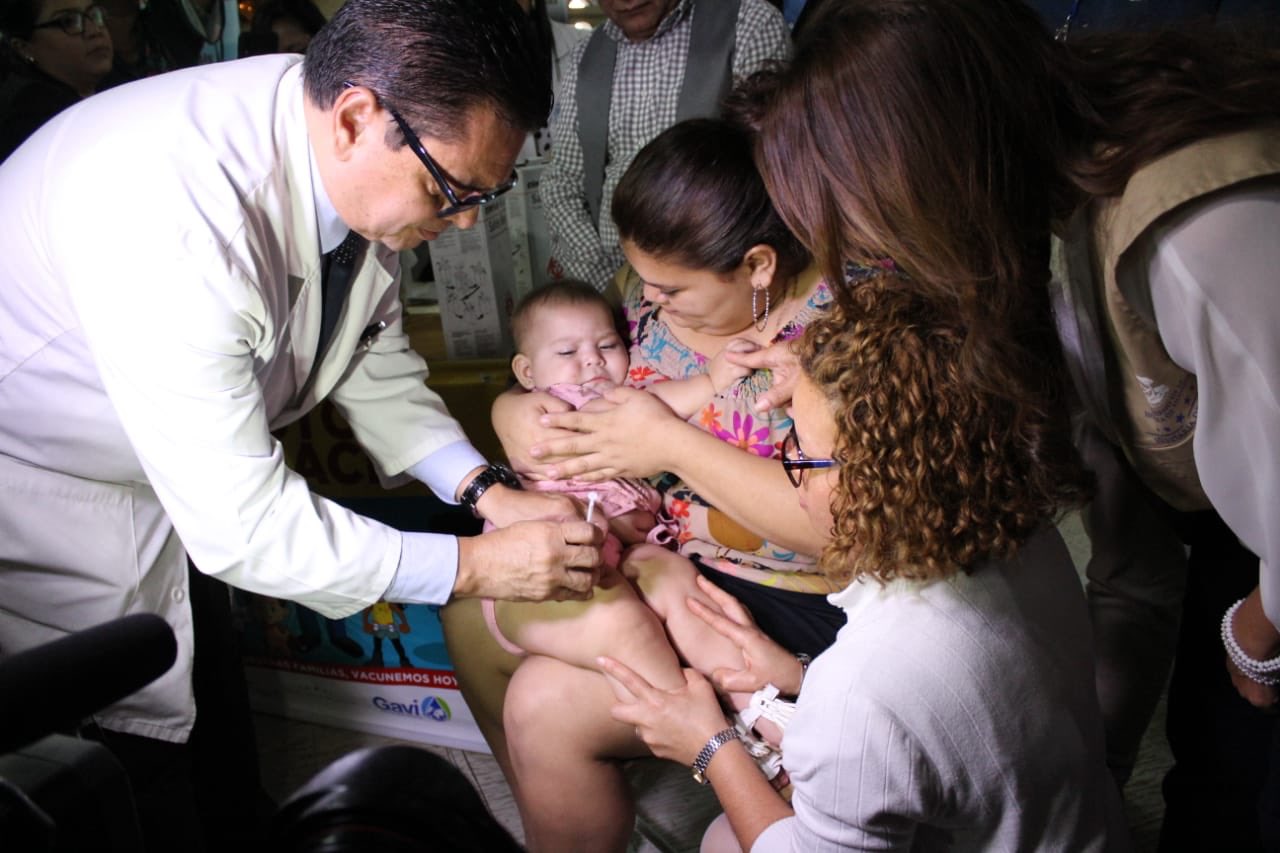 Salud de Honduras introduce nueva vacuna contra la Hepatitis A para niños de un año