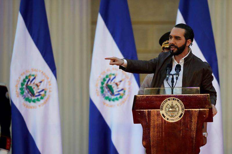 El Salvador pone en cuarentena a al menos a 32 personas llegadas de España