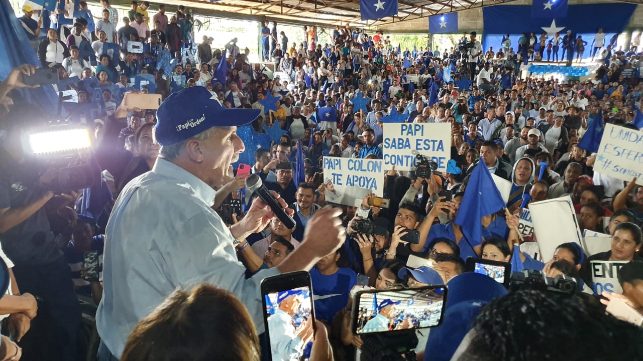 “Mi compromiso es partirme el alma y corazón por Honduras”: Tito Asfura
