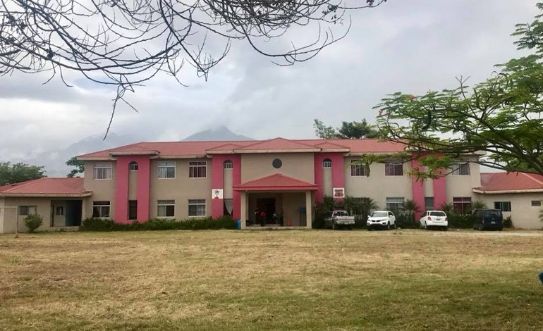 Sede del Club Deportivo Vida de La Ceiba será utilizada para atender a pacientes sospechosos de COVID-19