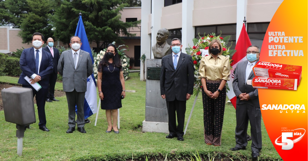 Honduras rinde homenaje a expresidente peruano José Bustamante i Rivero