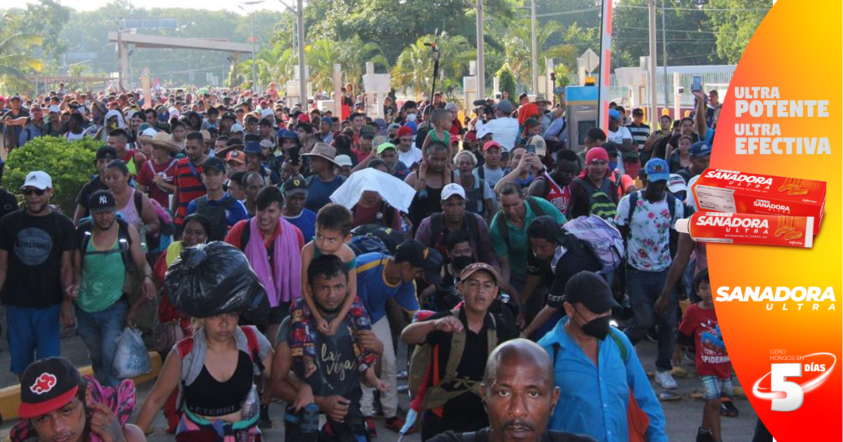 Caravana migrante de centroamericanos y haitianos reanuda camino desde el sur rumbo a la Ciudad de México
